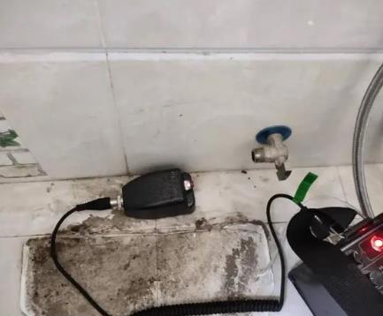 永和屋顶漏水维修公司分享下卫生间漏水的危害及解决方法